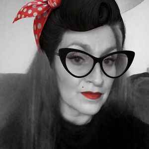 Meet your Posher, Christine